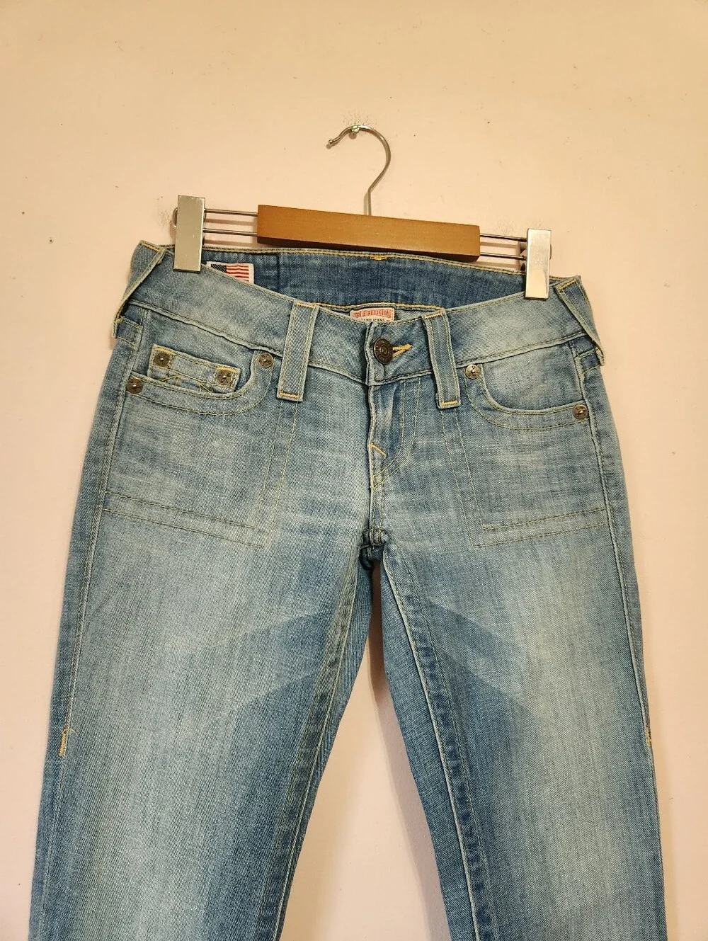 Ultra RARE True Religion Y2K Caroline Flare Jeans Rare Mermaid Patch Size 26 - Picture 2 of 10
